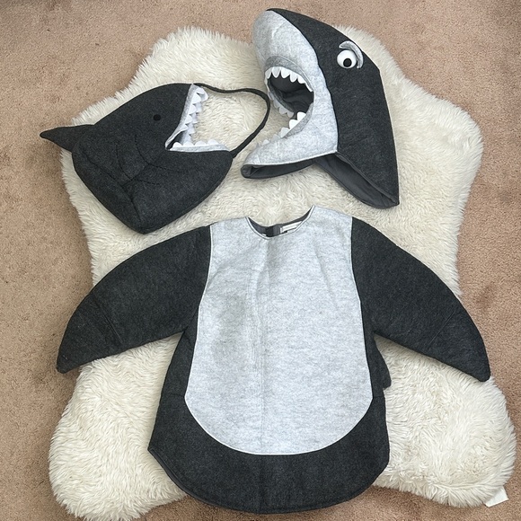 Pottery Barn Kids Shark Costume - Picture 2 of 8